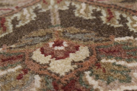 Kashmar Beige Round Hand Knotted 82 X 83 Area Rug 250-26490 Image 7
