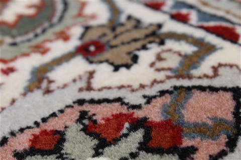 Mahi Beige Round Hand Knotted 82 X 82 Area Rug 250-26503 Image 7