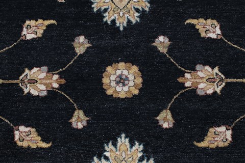 Ziegler Beige Round Hand Knotted 82 X 82 Area Rug 250-26515 Image 4