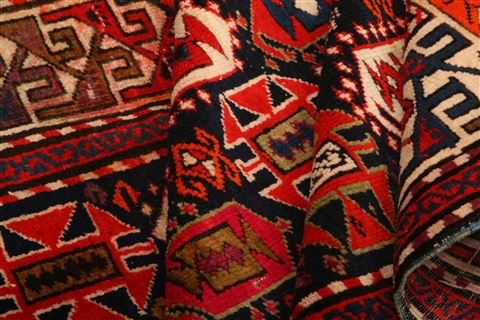 Shirvan Red Runner Hand Knotted 47 X 106 Area Rug 253-26552 Image 3