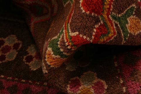 Kazak Brown Hand Knotted 42 X 67 Area Rug 253-26588 Image 1