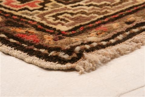 Shirvan Red Hand Knotted 45 X 68 Area Rug 253-26610 Image 8