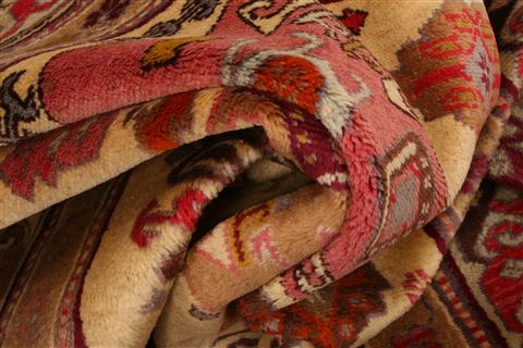 Kazak Beige Hand Knotted 47 X 63 Area Rug 253-26619 Image 2