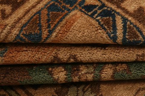 Kazak Beige Hand Knotted 47 X 77 Area Rug 100-26630 Image 4