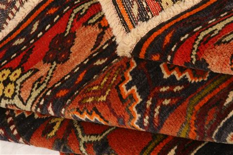 Kazak Red Hand Knotted 41 X 69 Area Rug 253-26640 Image 4