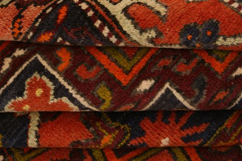 Kazak Red Hand Knotted 41 X 69 Area Rug 253-26640 Image 5