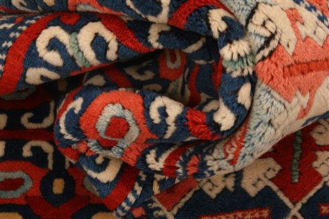 Shiraz Red Hand Knotted 53 X 69 Area Rug 253-26652 Image 2