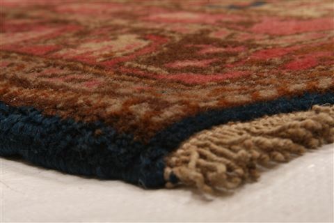 Yalameh Red Hand Knotted 42 X 411 Area Rug 100-26677 Image 7