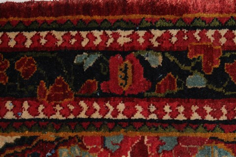 Sarouk Red Hand Knotted 42 X 68 Area Rug 400-26715 Image 14
