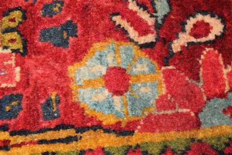 Sarouk Red Hand Knotted 42 X 68 Area Rug 400-26715 Image 6