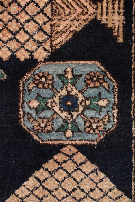 Abadeh Blue Hand Knotted 68 X 911 Area Rug 400-26721 Image 10