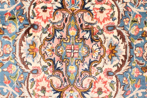 Yazd Beige Hand Knotted 83 X 119 Area Rug 400-26730 Image 8