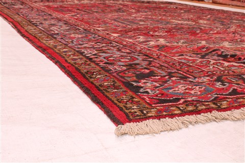 Heriz Beige Hand Knotted 87 X 117 Area Rug 400-26731 Image 12