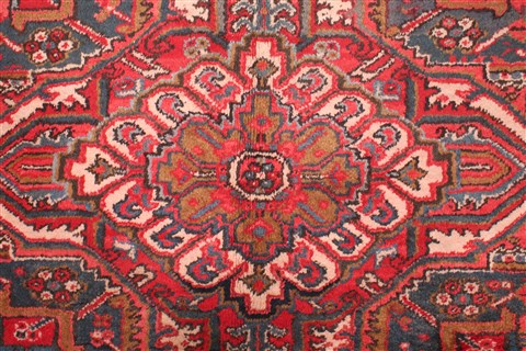 Heriz Beige Hand Knotted 87 X 117 Area Rug 400-26731 Image 9