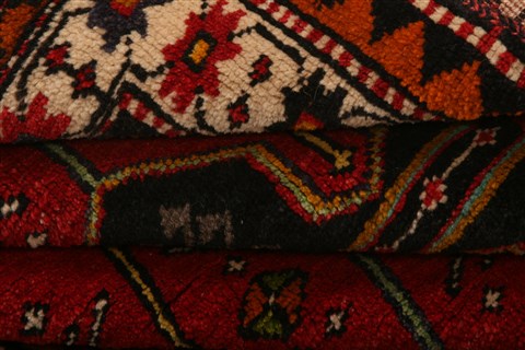 Kazak Black Hand Knotted 37 X 63 Area Rug 100-26745 Image 5
