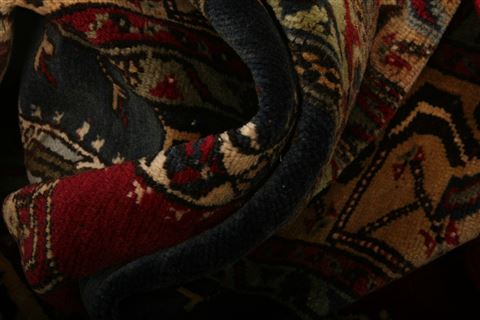 Kazak Red Hand Knotted 40 X 62 Area Rug 100-26760 Image 3