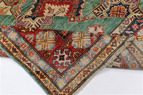 Kazak Beige Hand Knotted 58 X 80 Area Rug 250-26803 Image 3