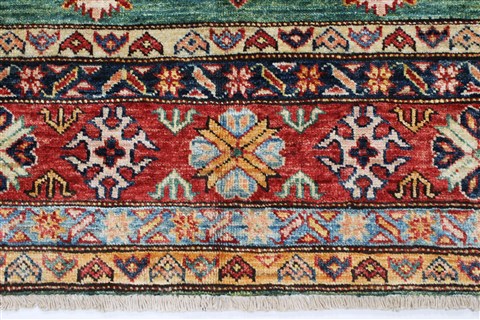 Kazak Beige Hand Knotted 58 X 80 Area Rug 250-26803 Image 5