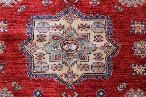 Kazak Beige Hand Knotted 57 X 83 Area Rug 250-26806 Image 10