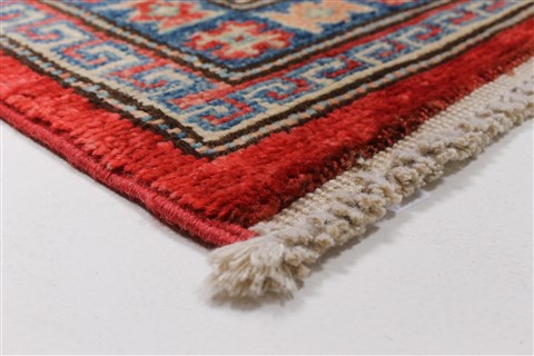 Kazak Beige Hand Knotted 57 X 83 Area Rug 250-26806 Image 12