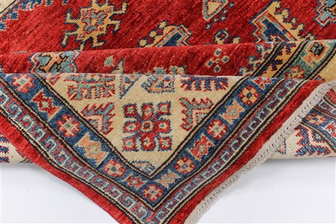 Kazak Beige Hand Knotted 57 X 83 Area Rug 250-26806 Image 6