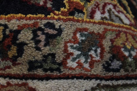 Agra Beige Hand Knotted 50 X 82 Area Rug 250-26810 Image 13