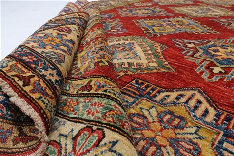 Kazak Red Hand Knotted 510 X 710 Area Rug 250-26815 Image 1