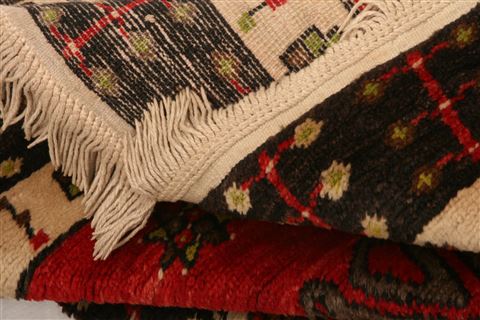 Kurdi Red Hand Knotted 37 X 65 Area Rug 100-26823 Image 4