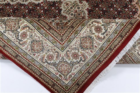 Mahi Beige Hand Knotted 59 X 80 Area Rug 250-26828 Image 3