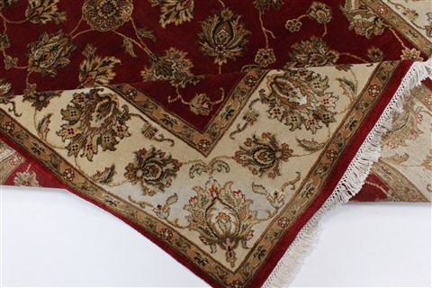 Kashan Beige Hand Knotted 55 X 82 Area Rug 250-26829 Image 1