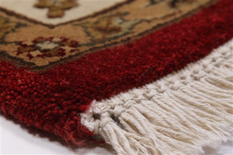 Kashan Beige Hand Knotted 55 X 82 Area Rug 250-26829 Image 7