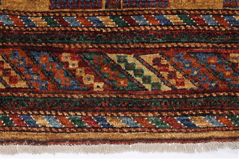 Chobi Green Hand Knotted 62 X 73 Area Rug 250-26837 Image 4