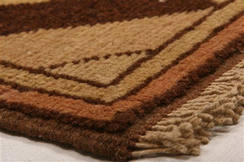 Gabbeh Brown Hand Knotted 49 X 611 Area Rug 100-26838 Image 5
