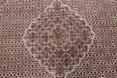Mahi Beige Hand Knotted 58 X 80 Area Rug 250-26844 Image 4
