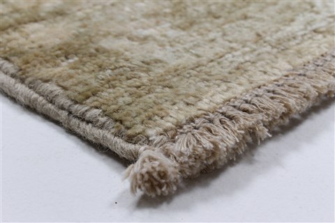 Gabbeh Beige Hand Knotted 66 X 81 Area Rug 250-26848 Image 6