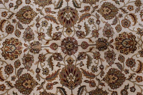Kashan Beige Hand Knotted 56 X 711 Area Rug 250-26850 Image 5