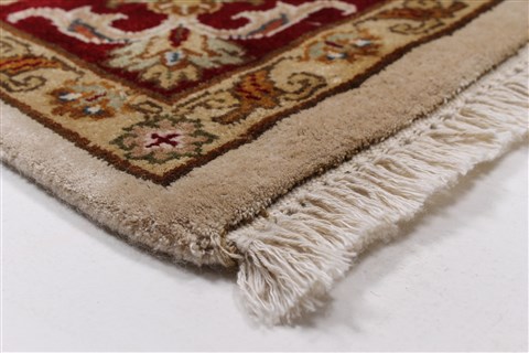 Kashan Beige Hand Knotted 56 X 711 Area Rug 250-26850 Image 7