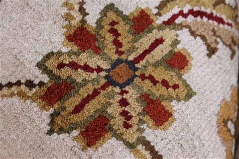 Kashan Beige Hand Knotted 54 X 82 Area Rug 250-26853 Image 13