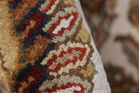 Kashan Beige Hand Knotted 54 X 82 Area Rug 250-26853 Image 1