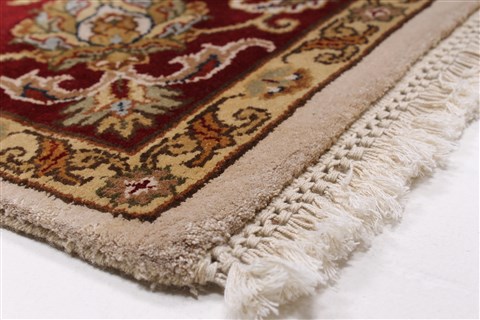 Kashan Beige Hand Knotted 54 X 82 Area Rug 250-26853 Image 9