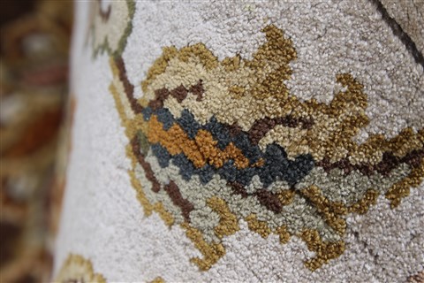 Kashan Beige Hand Knotted 57 X 81 Area Rug 250-26855 Image 10
