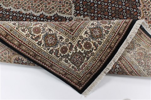 Mahi Beige Hand Knotted 58 X 80 Area Rug 250-26866 Image 3