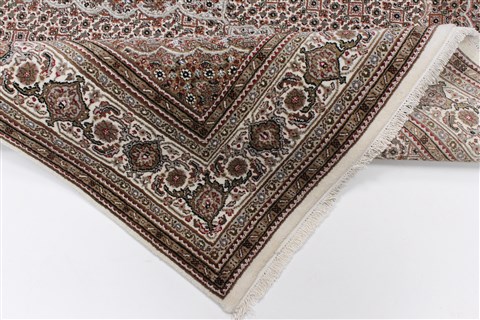Mahi Beige Hand Knotted 58 X 80 Area Rug 250-26867 Image 12