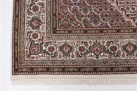 Mahi Beige Hand Knotted 58 X 80 Area Rug 250-26867 Image 5