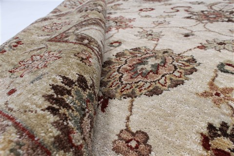 Pishavar Beige Hand Knotted 55 X 83 Area Rug 250-26875 Image 2