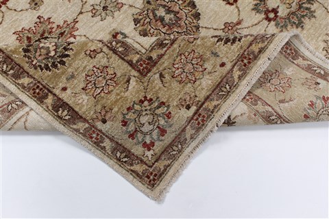 Pishavar Beige Hand Knotted 55 X 83 Area Rug 250-26875 Image 3