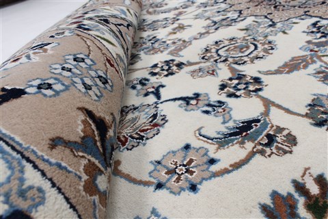 Nain Beige Hand Knotted 57 X 82 Area Rug 250-26881 Image 14