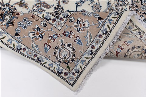 Nain Beige Hand Knotted 57 X 82 Area Rug 250-26881 Image 1