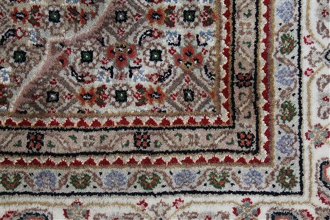 Mahi Beige Hand Knotted 59 X 711 Area Rug 250-26896 Image 9