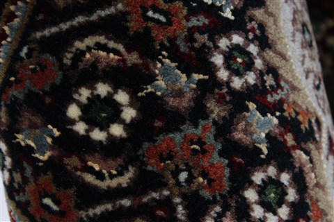 Mahi Beige Hand Knotted 57 X 78 Area Rug 250-26898 Image 11